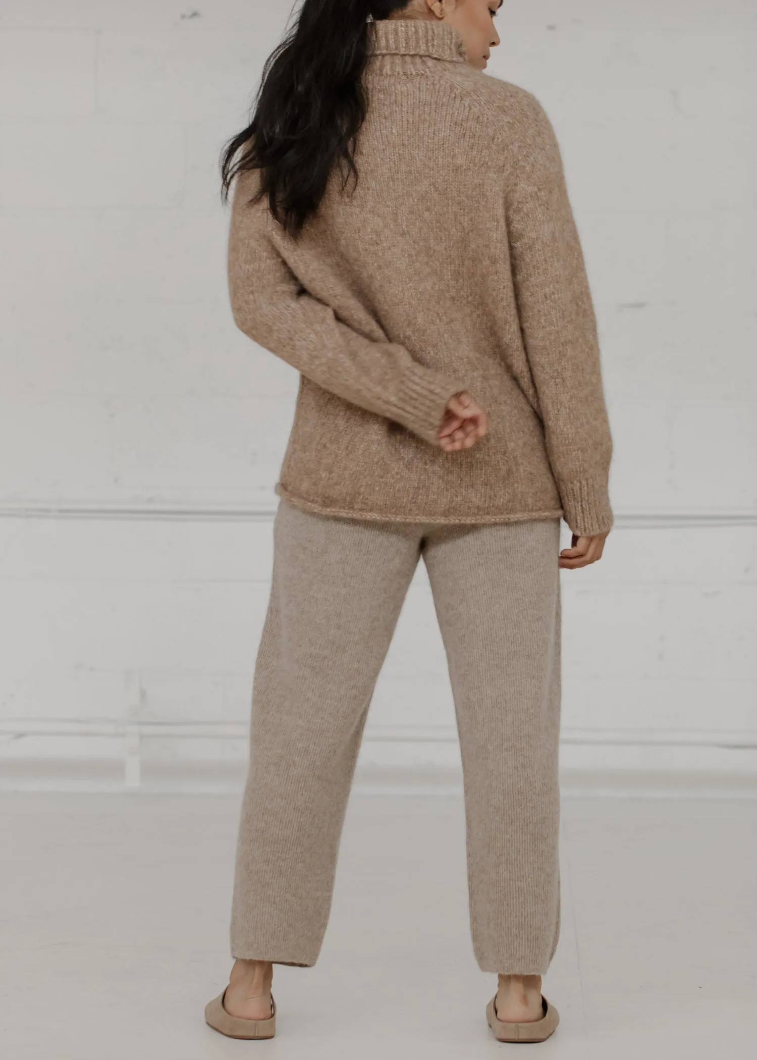 BARE Stanley Pullover