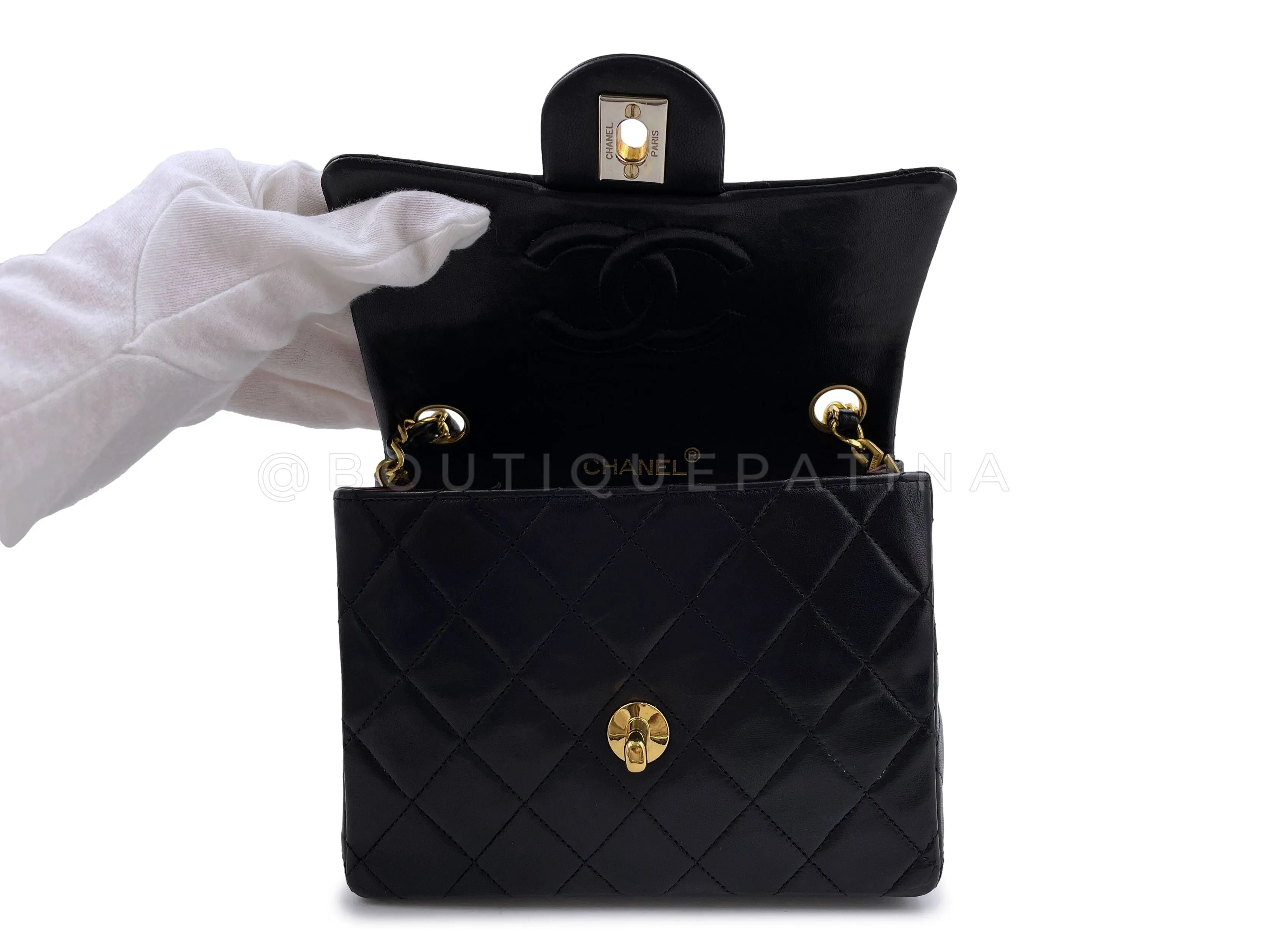 Chanel 1989 Vintage Black Square Mini Flap Bag 24k GHW Lambskin