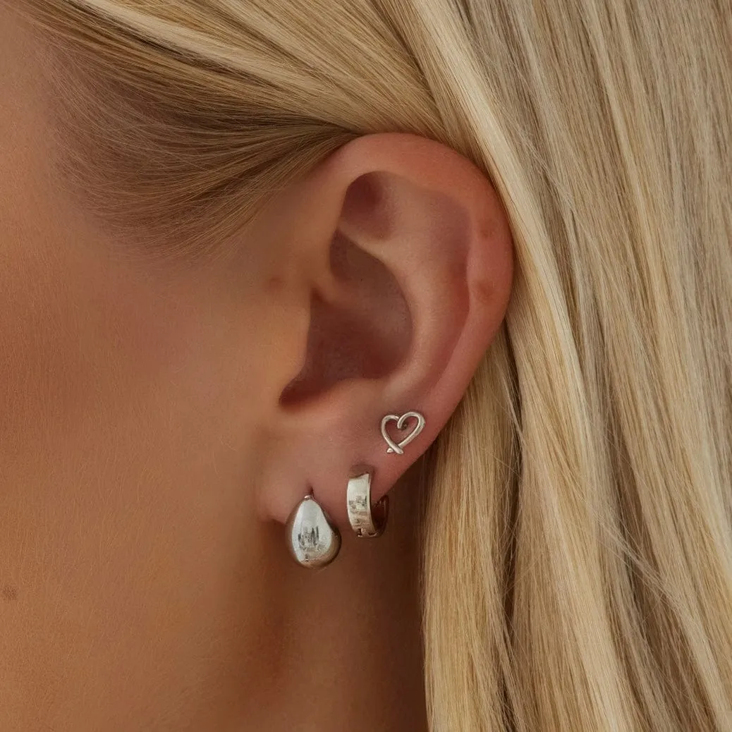 Larsa Stud Earrings